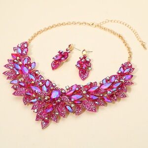 Elegant Pink and Gold Necklace and Earring Set